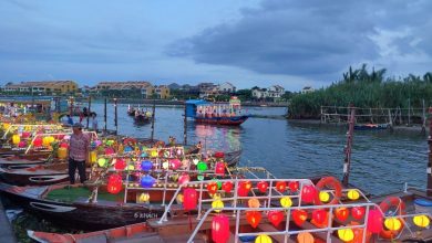Hoi An Lantern Boat Ride Ticket by Night with Release Lantern
